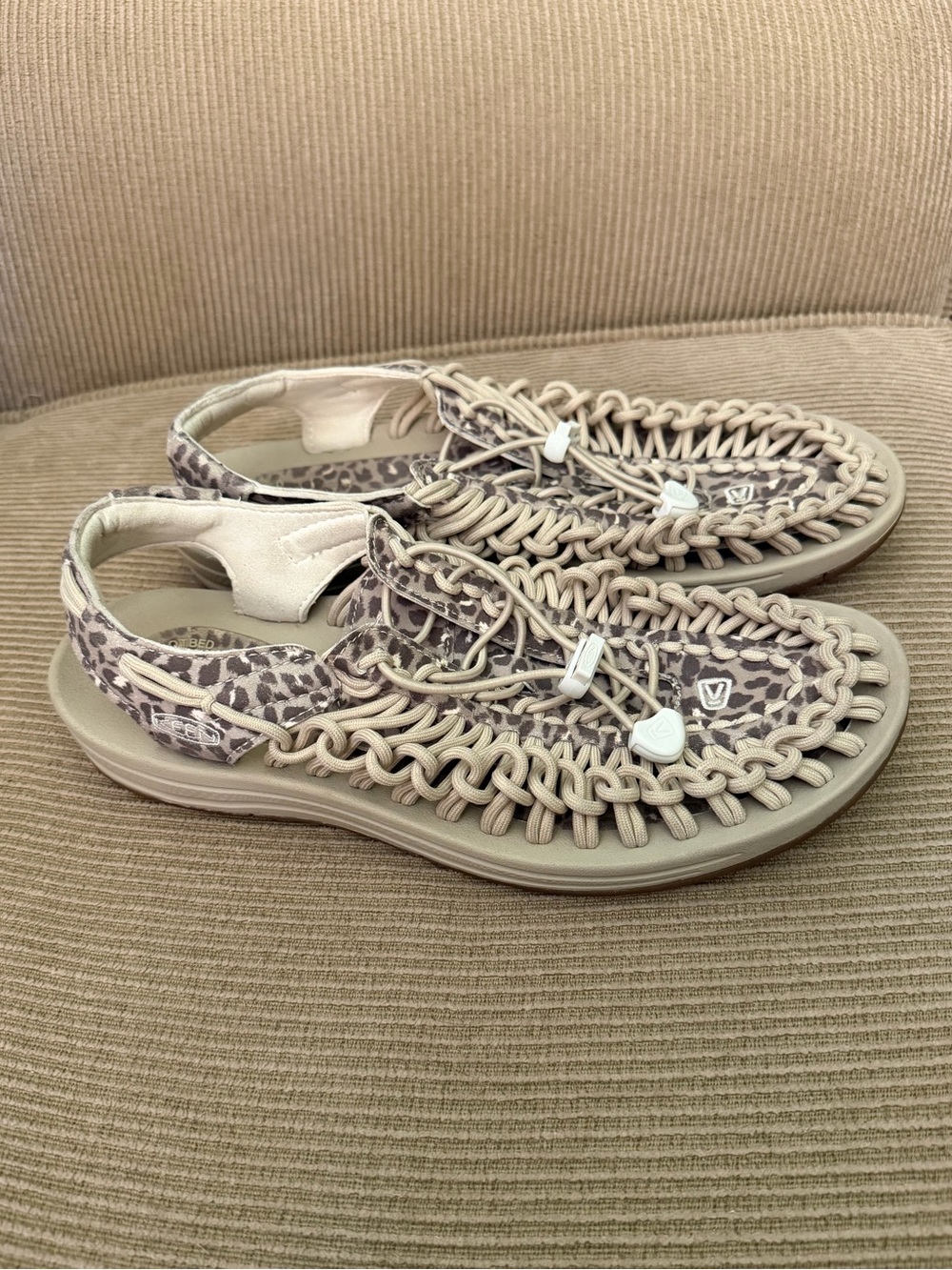 Keen Uneek closed toe sandals - animal print - size 10
